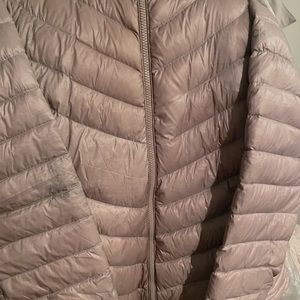 Mauve ski coat 🧥 super slimming contemporary wore once fell skiing 🎿😂XL